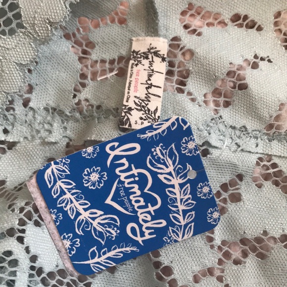 Free People Lace Top! - Picture 4 of 4